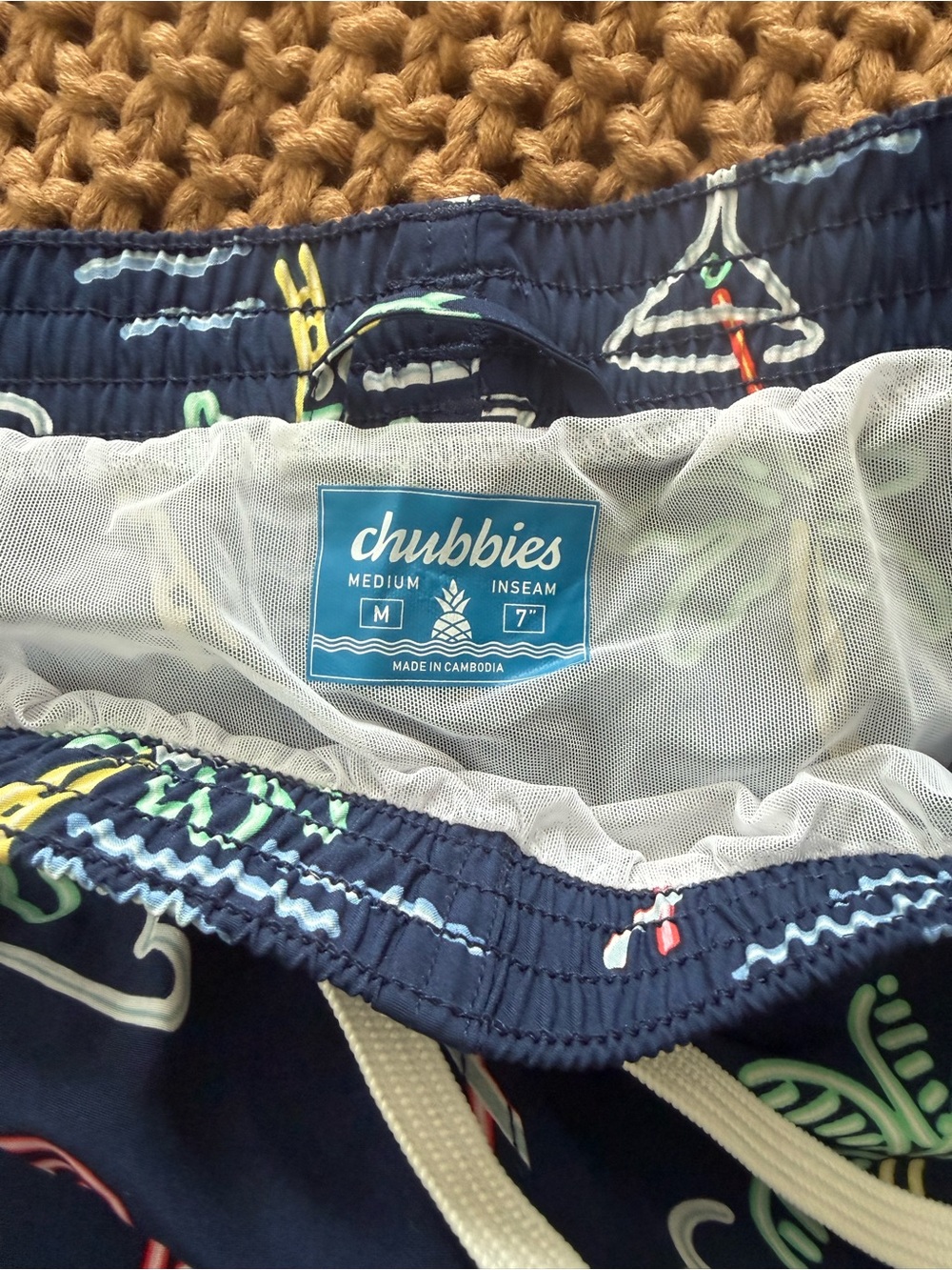 Chubbies Swim Trunks 7” Mesh Lining - Picture 2 of 3